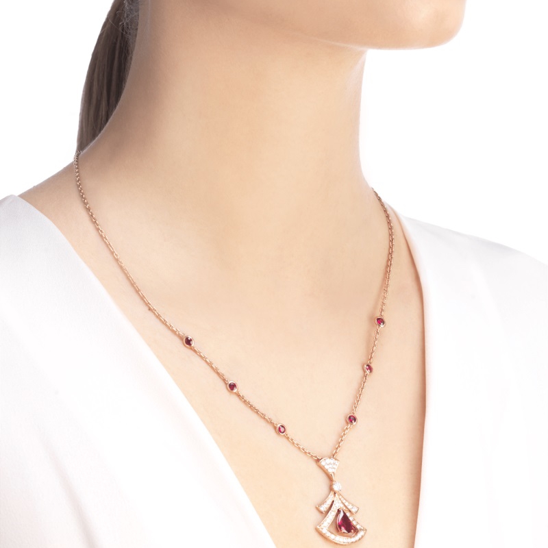 DIVAS’ DREAM NECKLACE