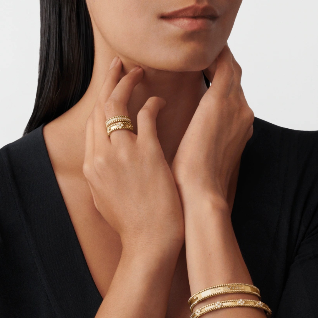 Perlée diamonds ring, 1 row