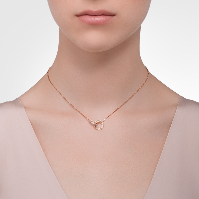 LOVE NECKLACE DIAMONDS