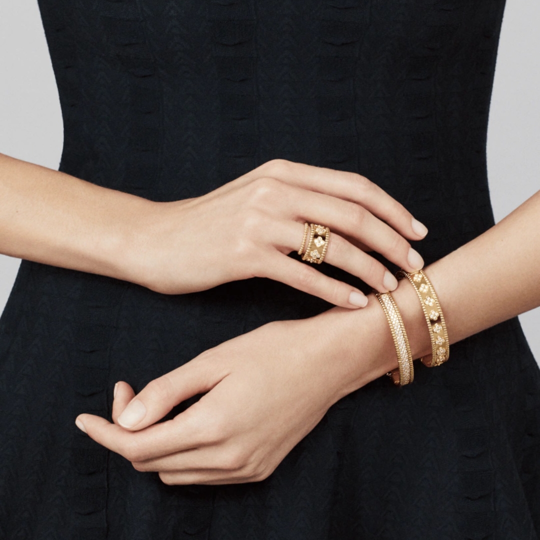 Perlée clovers ring