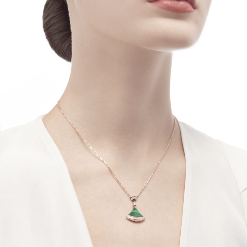 DIVAS' DREAM Necklace