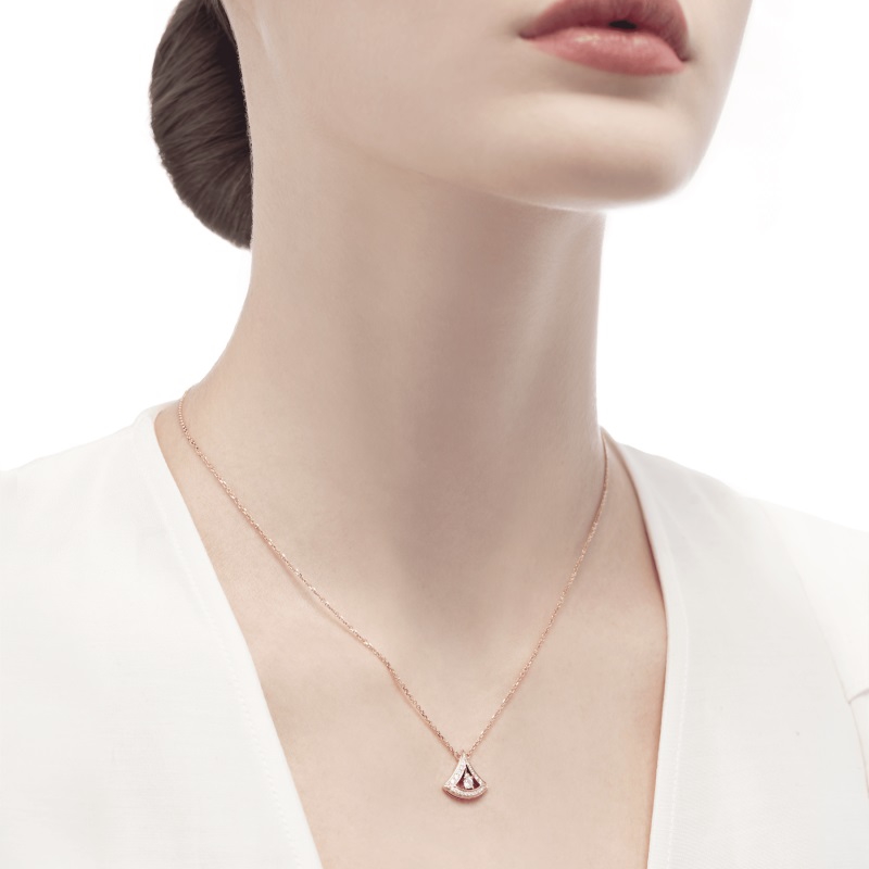 DIVAS’ DREAM NECKLACE