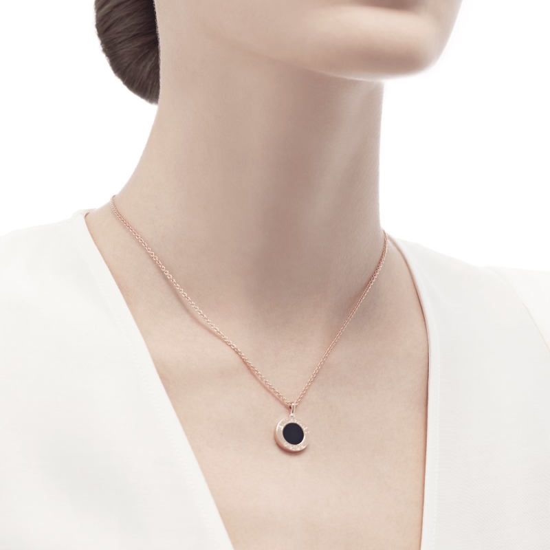 18 KT ROSE GOLD CHAIN WITH ONYX AND PAVÉ DIAMONDS