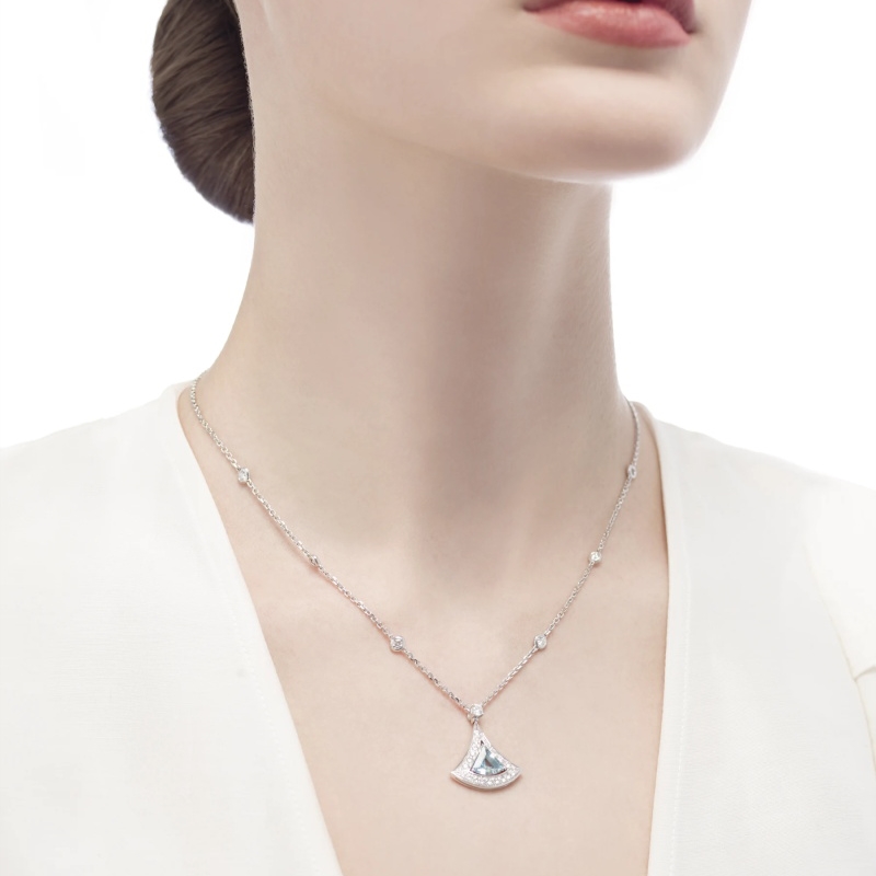 DIVAS’ DREAM NECKLACE