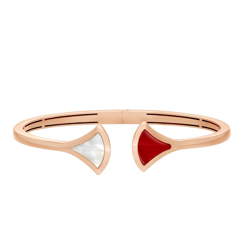 DIVAS’ DREAM BRACELET