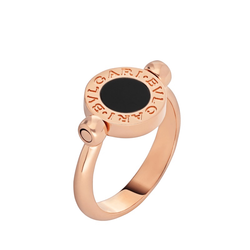 18 KT ROSE GOLD FLIP RING SET WITH MOTHER-OF-PEARL AND ONYX