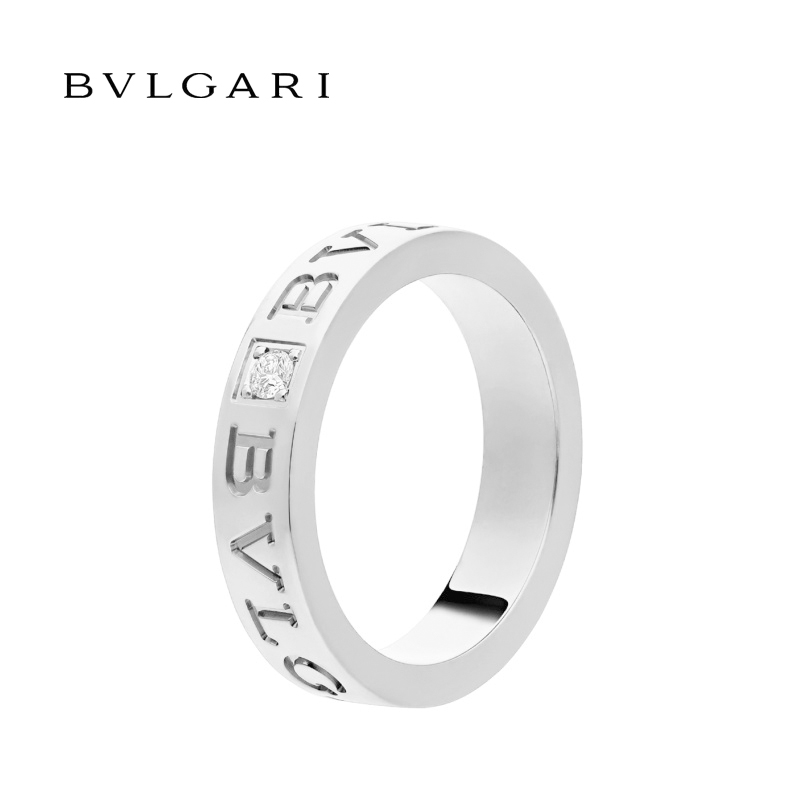 18 KT ROSE GOLD WHITE GOLD RING SET WITH A DIAMOND