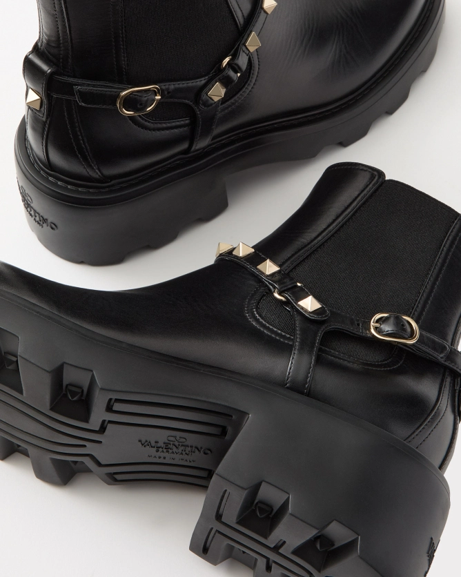 ROCKSTUD BEATLE BOOTS IN CALFSKIN