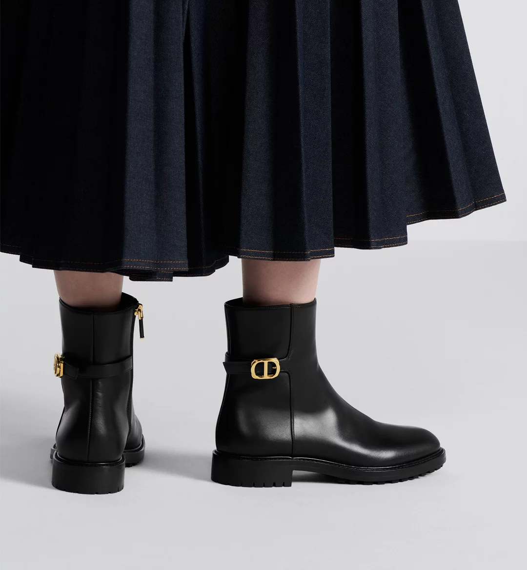 Dior 30 Montaigne ankle boots