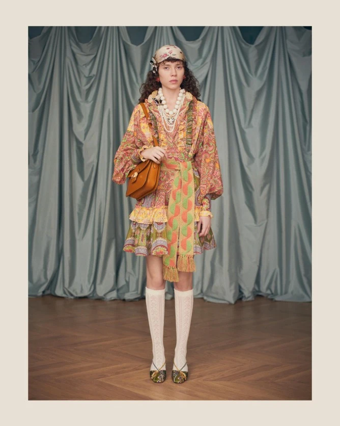 Valentino Bags 9TO5 Smooth Calfskin Handbag