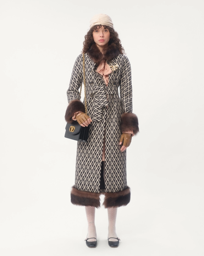 (Special Offer)Valentino Bags VAIN Shiny Calfskin Handbag（Large, small）