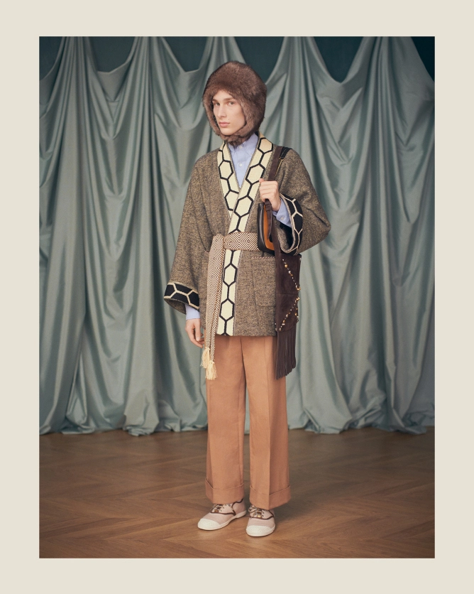 Valentino Bags NELLCÔTE Suede Leather Tassel Handbag