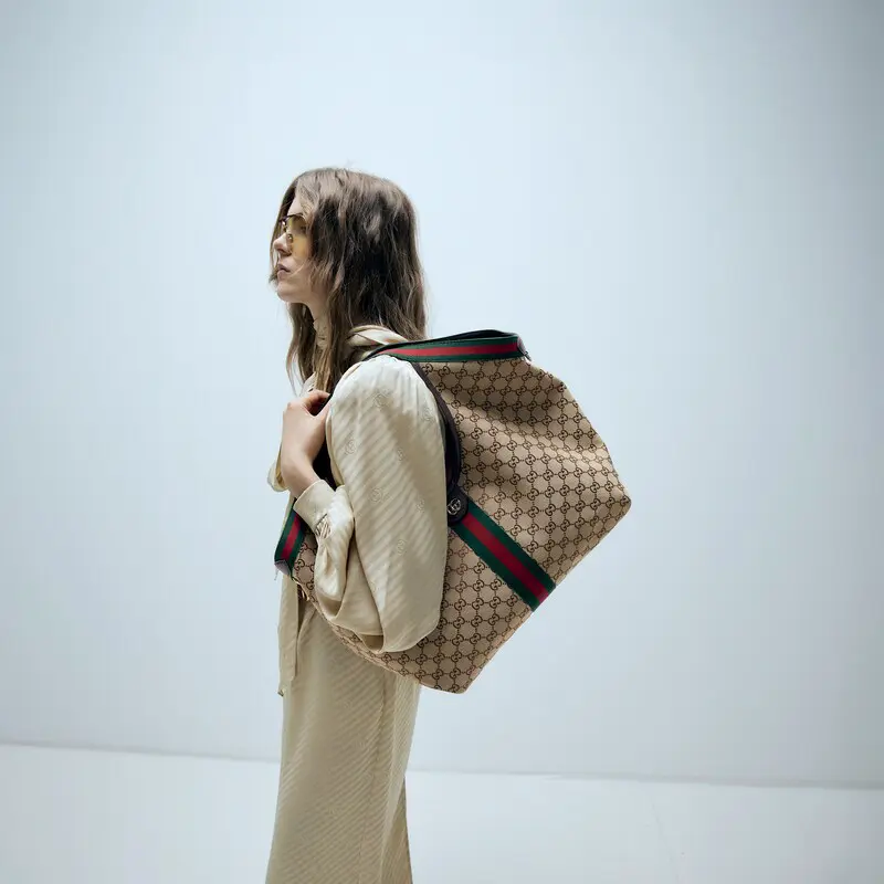 Gucci Giglio series small and large tote bags