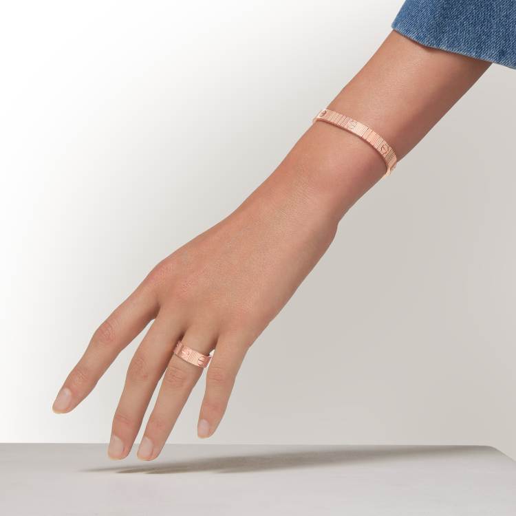 Cartier LOVE Unlimited ring (gold, white gold, rose gold)