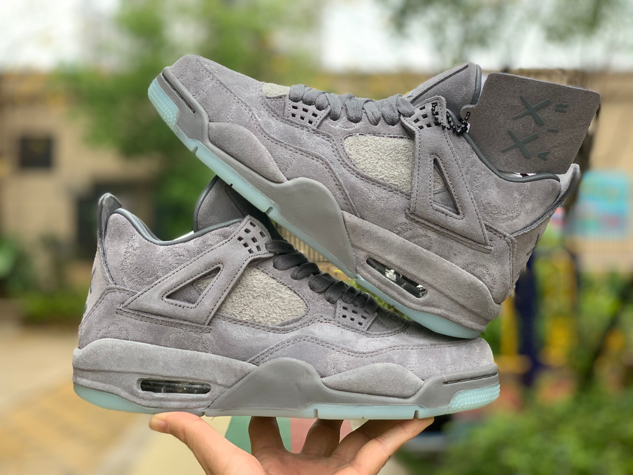 nike kaws x air jordan 4 cool grey
