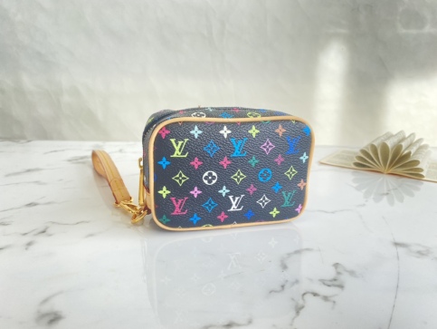 Louis Vuitton LV Side-Up Card Holder Monogram and Monogram Reverse coated  canvas M81462