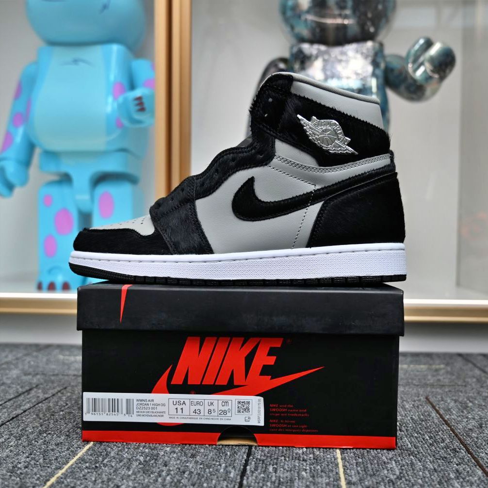 AIR JORDAN 1 HIGH OG TWIST 2.0