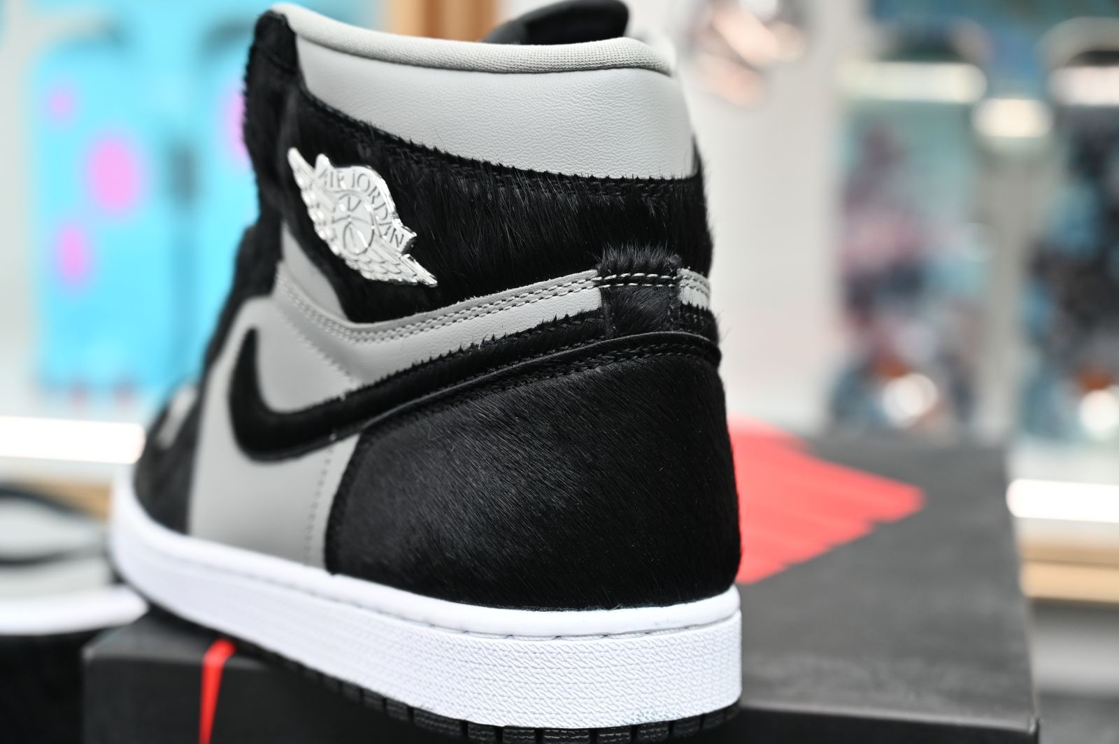 AIR JORDAN 1 HIGH OG TWIST 2.0