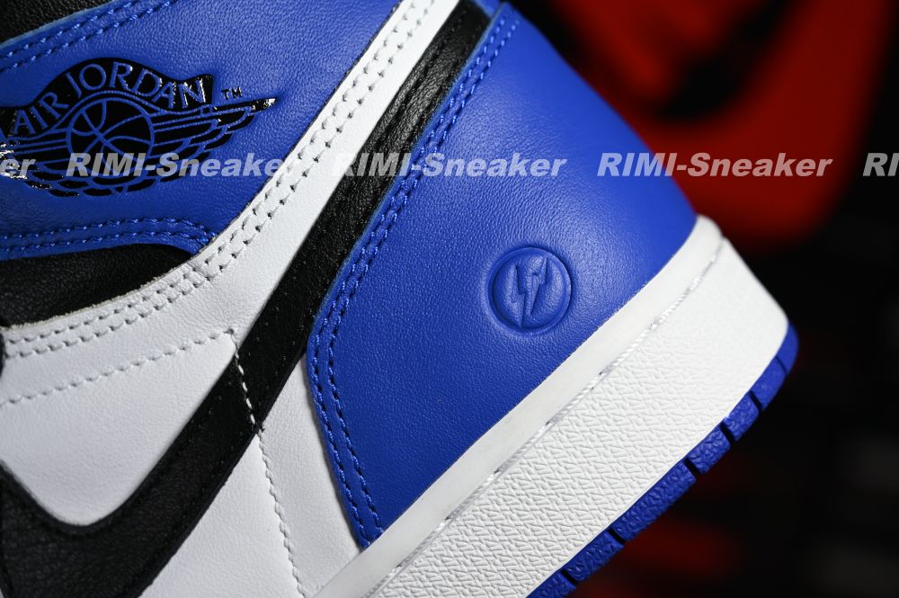 FRAGMENT DESIGN X AIR JORDAN 1 RETRO HIGH