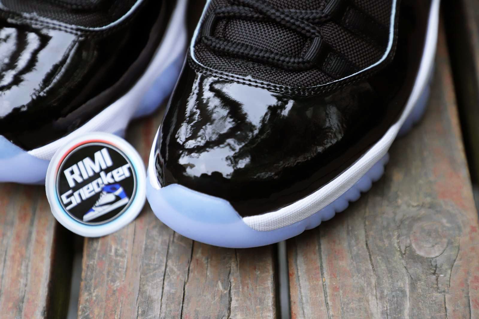 Air Jordan 11 high "Space Jam"