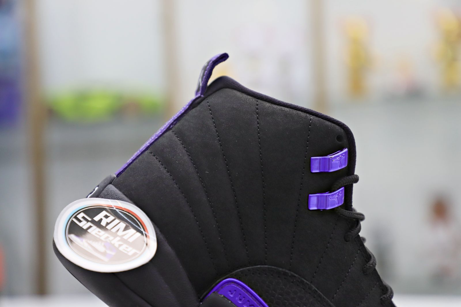 AIR JORDAN 12 RETRO 