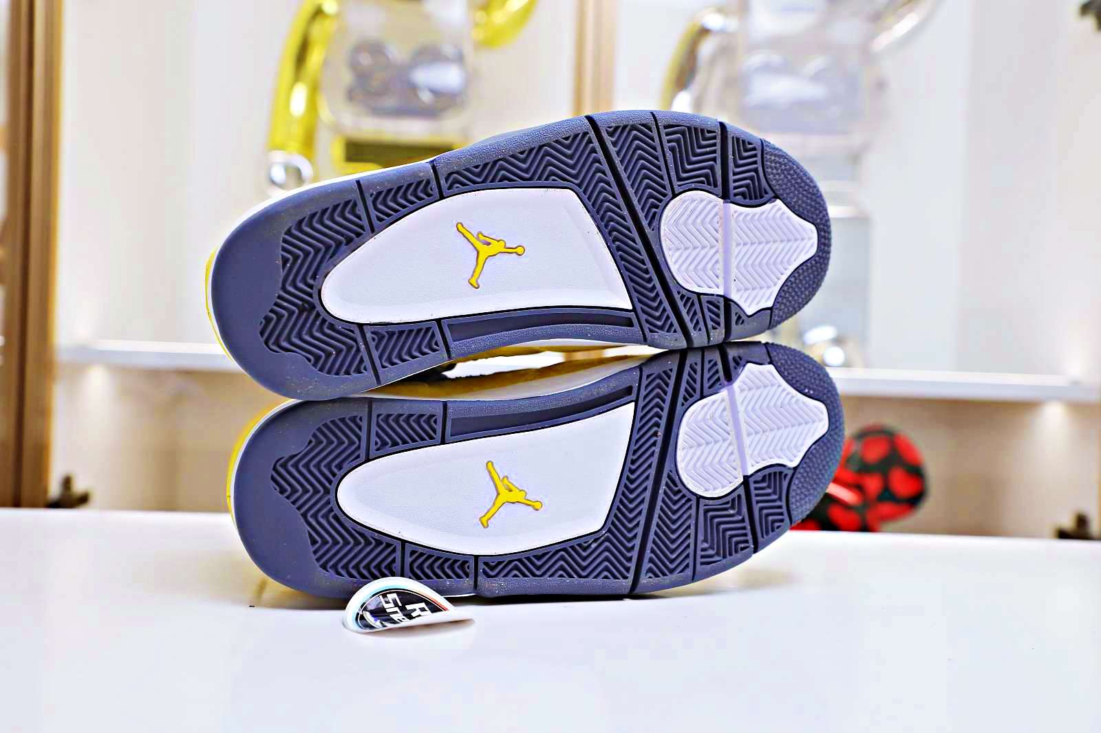 AIR JORDAN AIR JORDAN 4 RETRO 