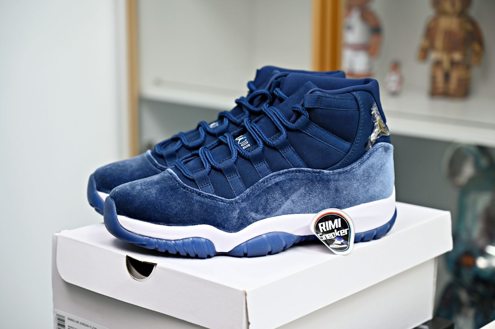 AIR JORDAN 11 RETRO MIDNIGHT NAVY