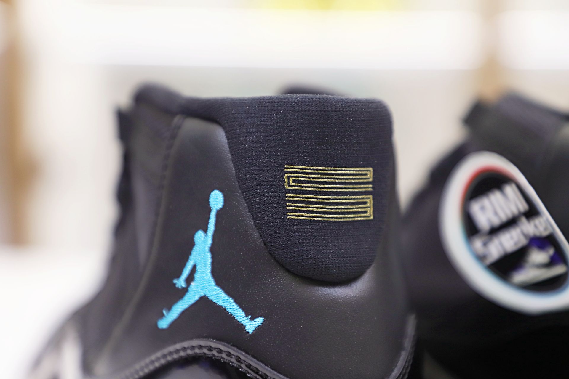 AIR JORDAN 11 RETRO GAMMA BLUE