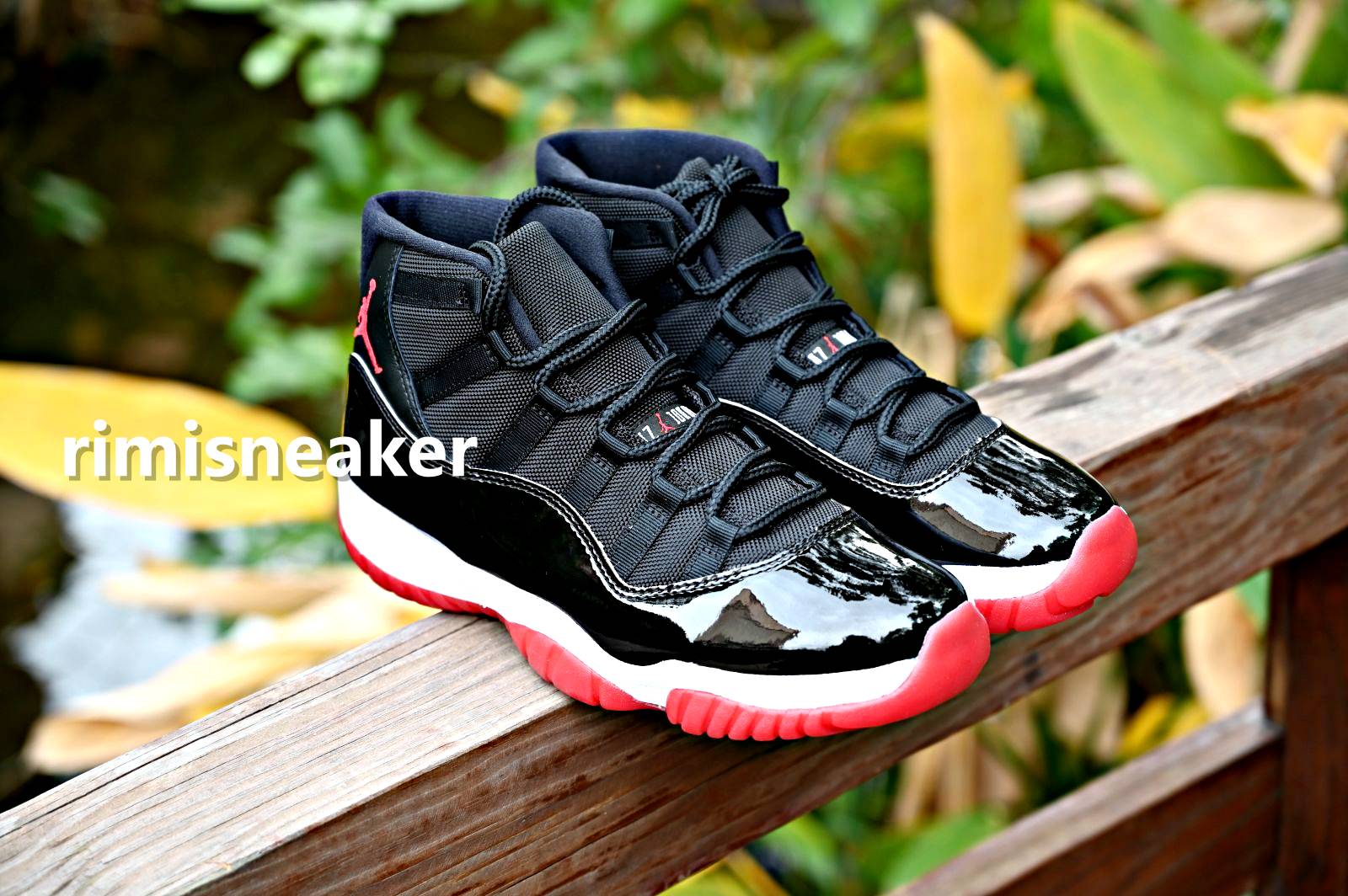 AIR JORDAN 11 RETRO 