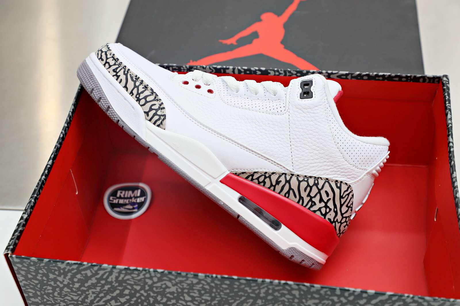 AIR JORDAN 3 RETRO 