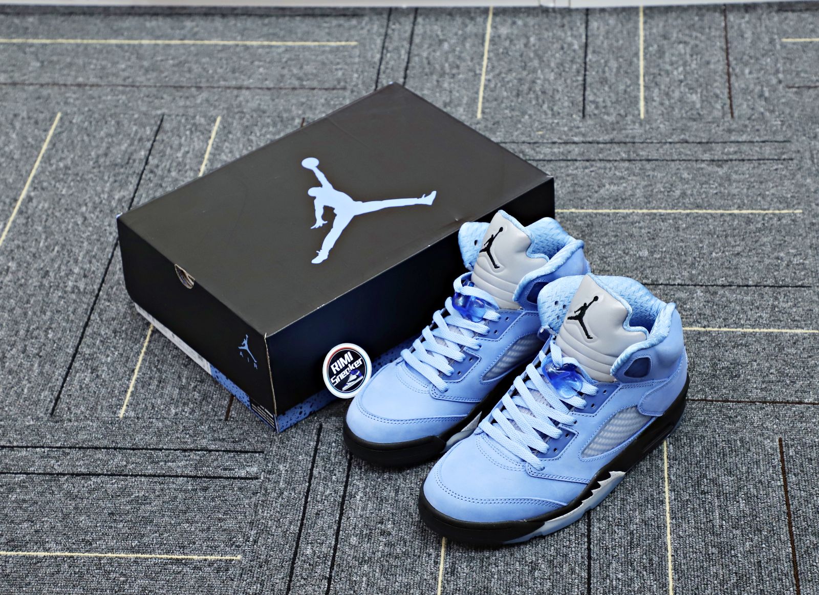 AIR JORDAN 5 RETRO SE DV1310 401 UNIVERSITY BLUE/BLACK-WHITE BLEU