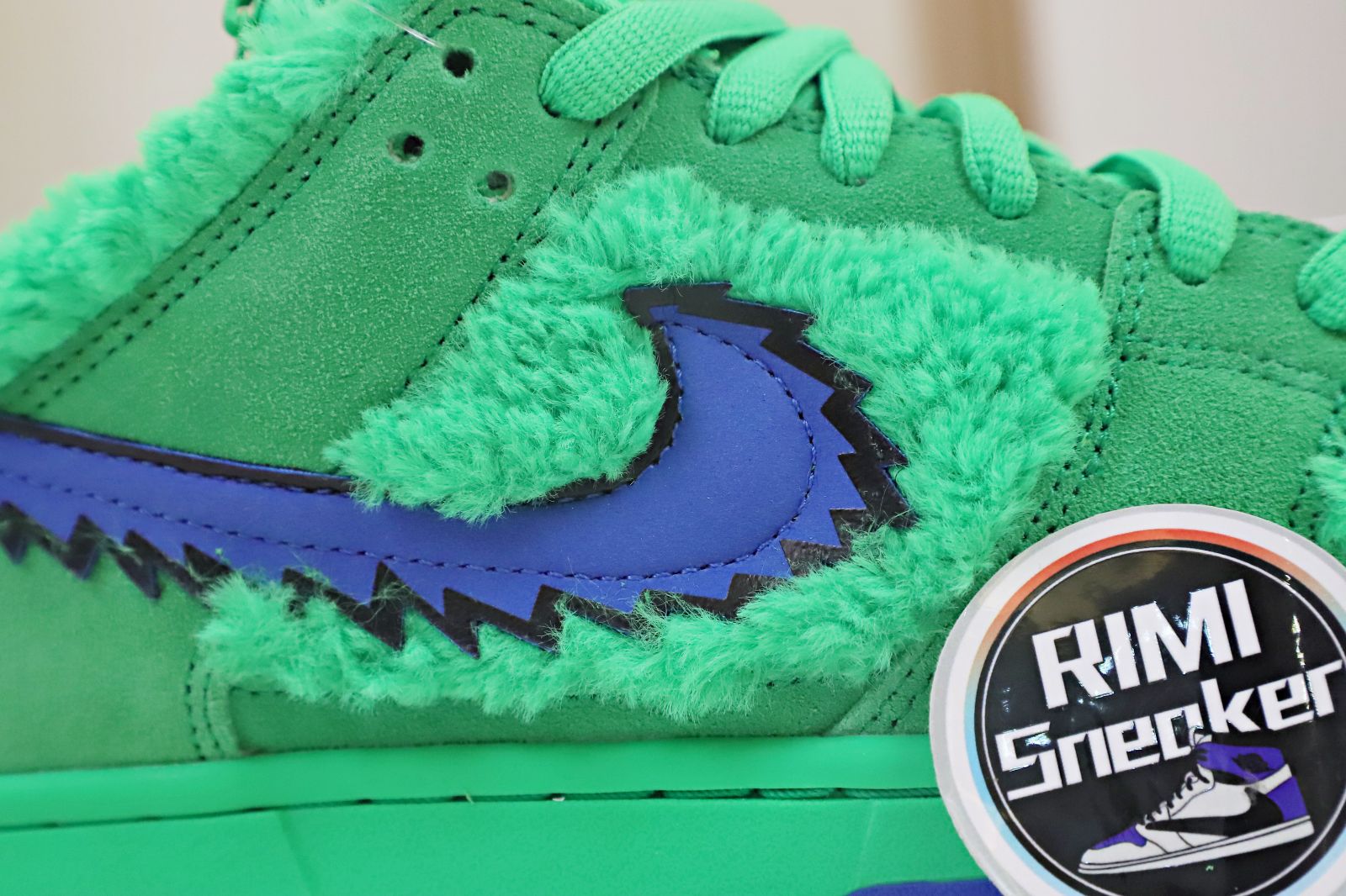 GRATEFUL DEAD X DUNK LOW SB GREEN