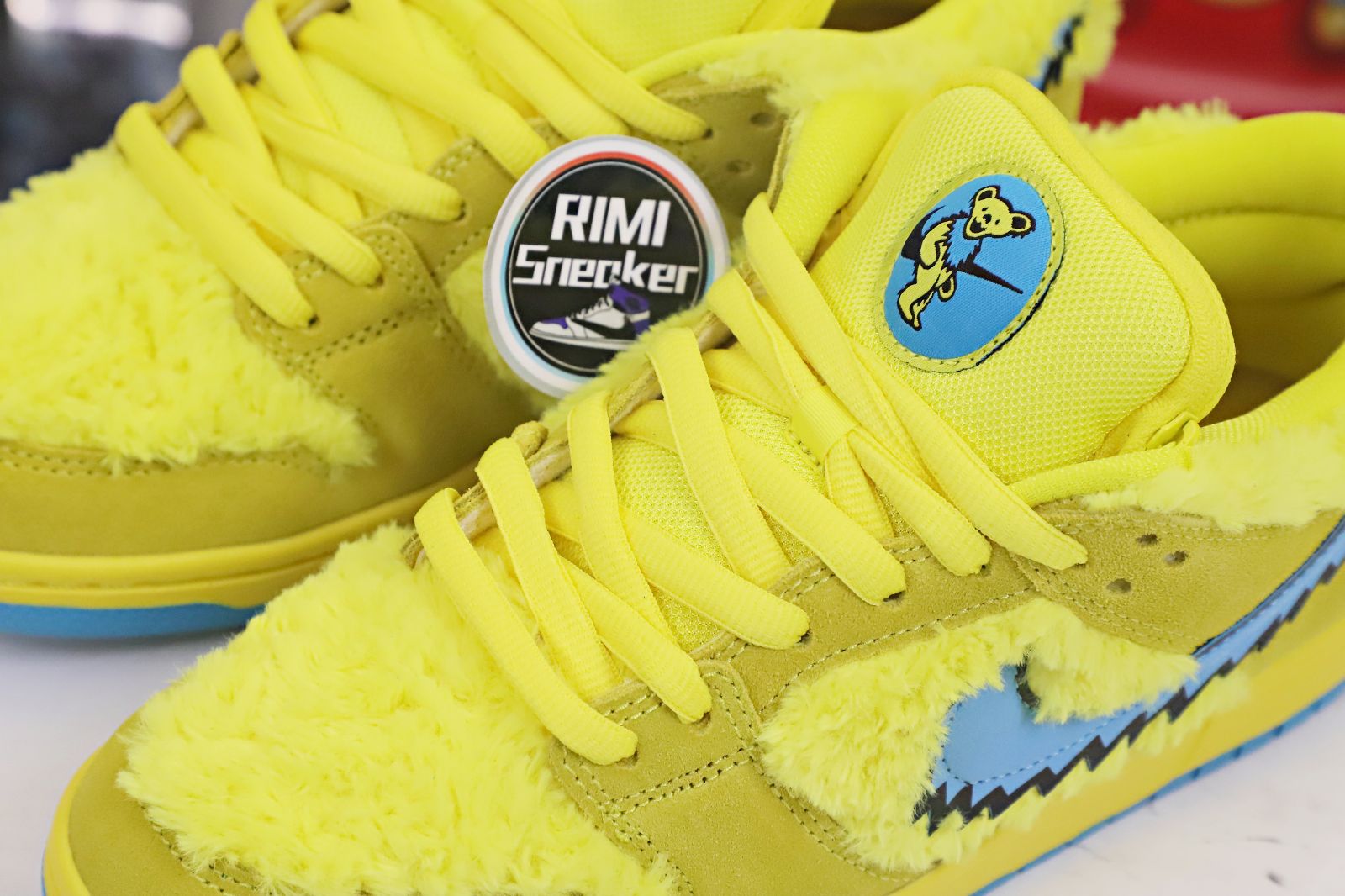 GRATEFUL DEAD X DUNK LOW SB YELLOW