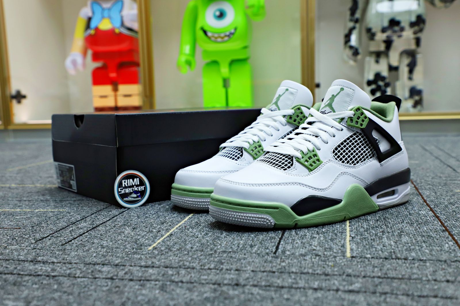 AIR JORDAN 4 "SEAFOAM"