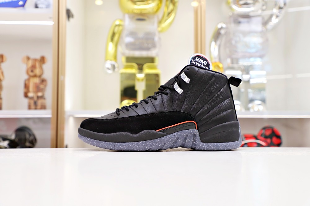 AIR JORDAN 12 UTILITY