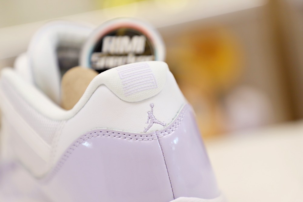 AIR JORDAN 11 LOW PURE VIOLET