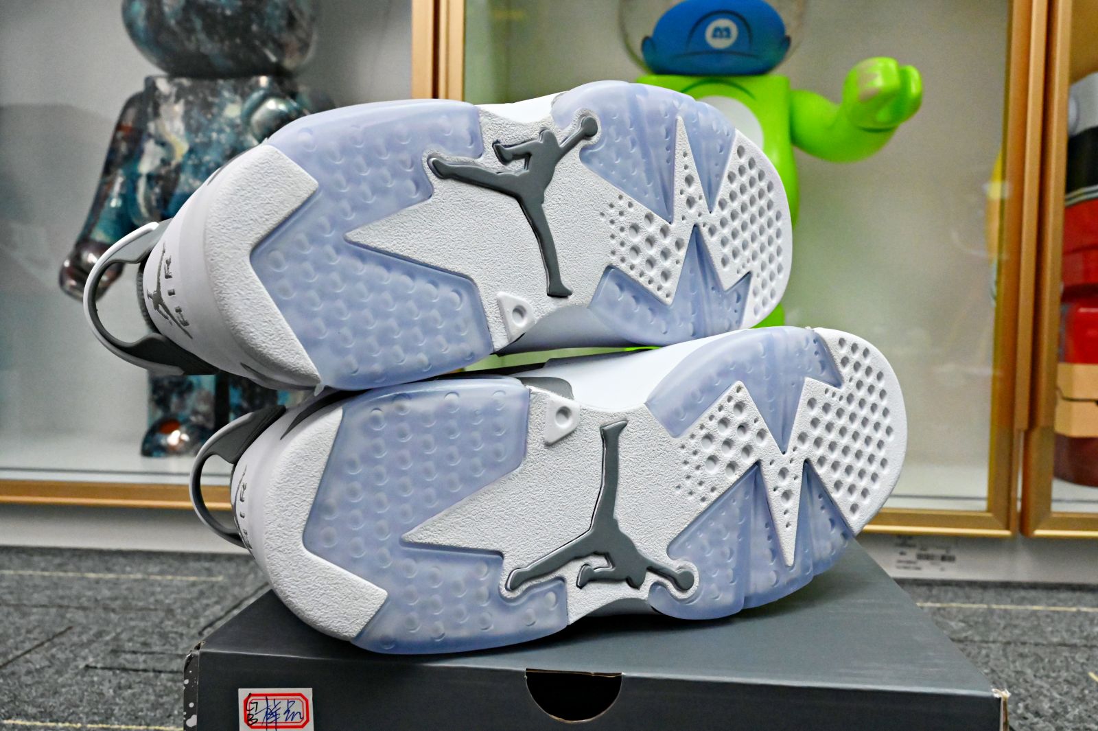 AIR JORDAN 6 COOL GREY