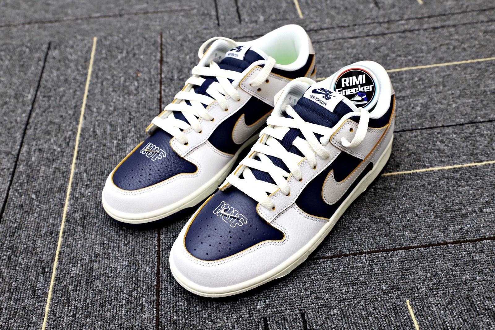 DUNK LOW HUF NYC