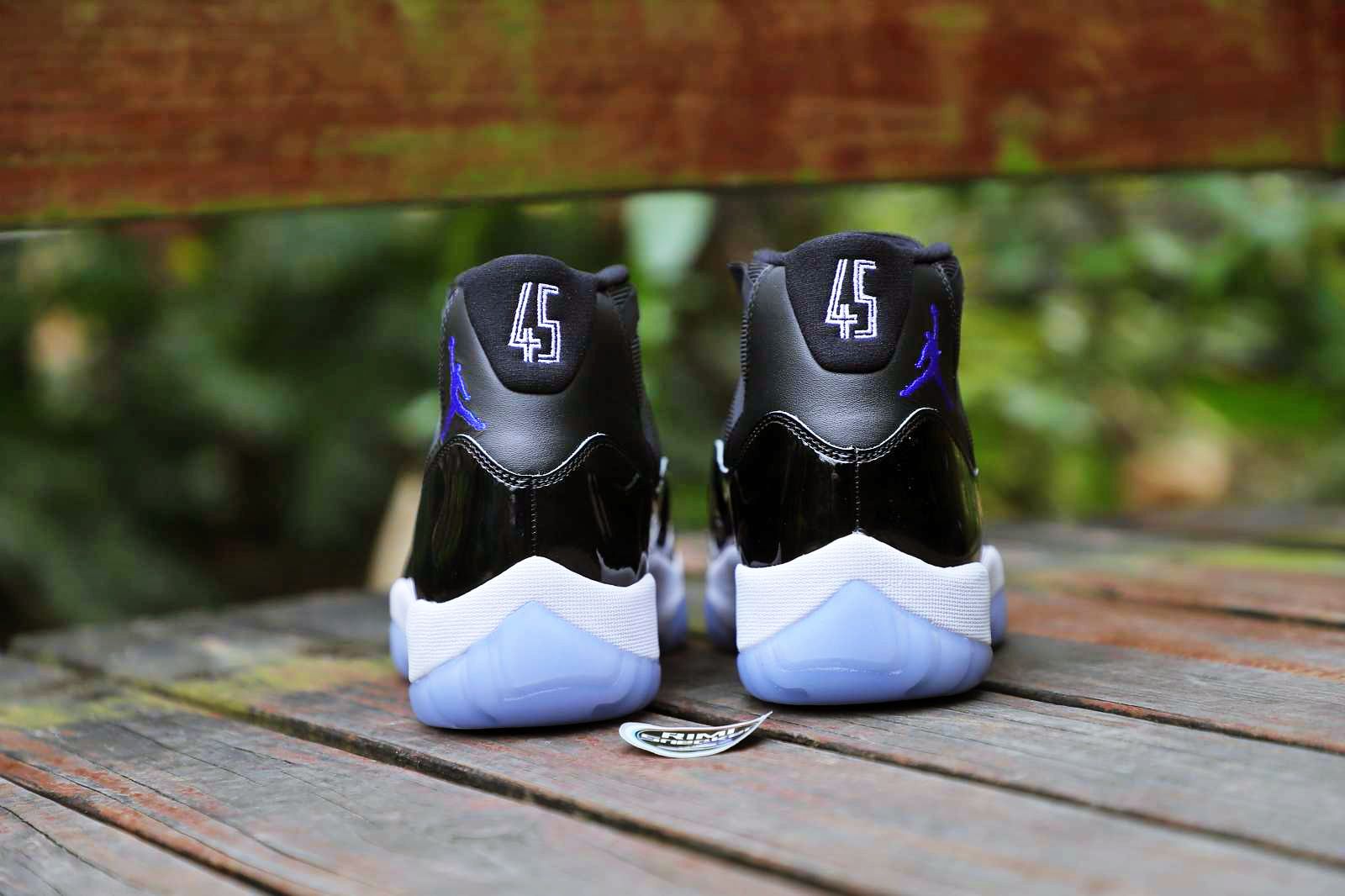 Air Jordan 11 high "Space Jam"