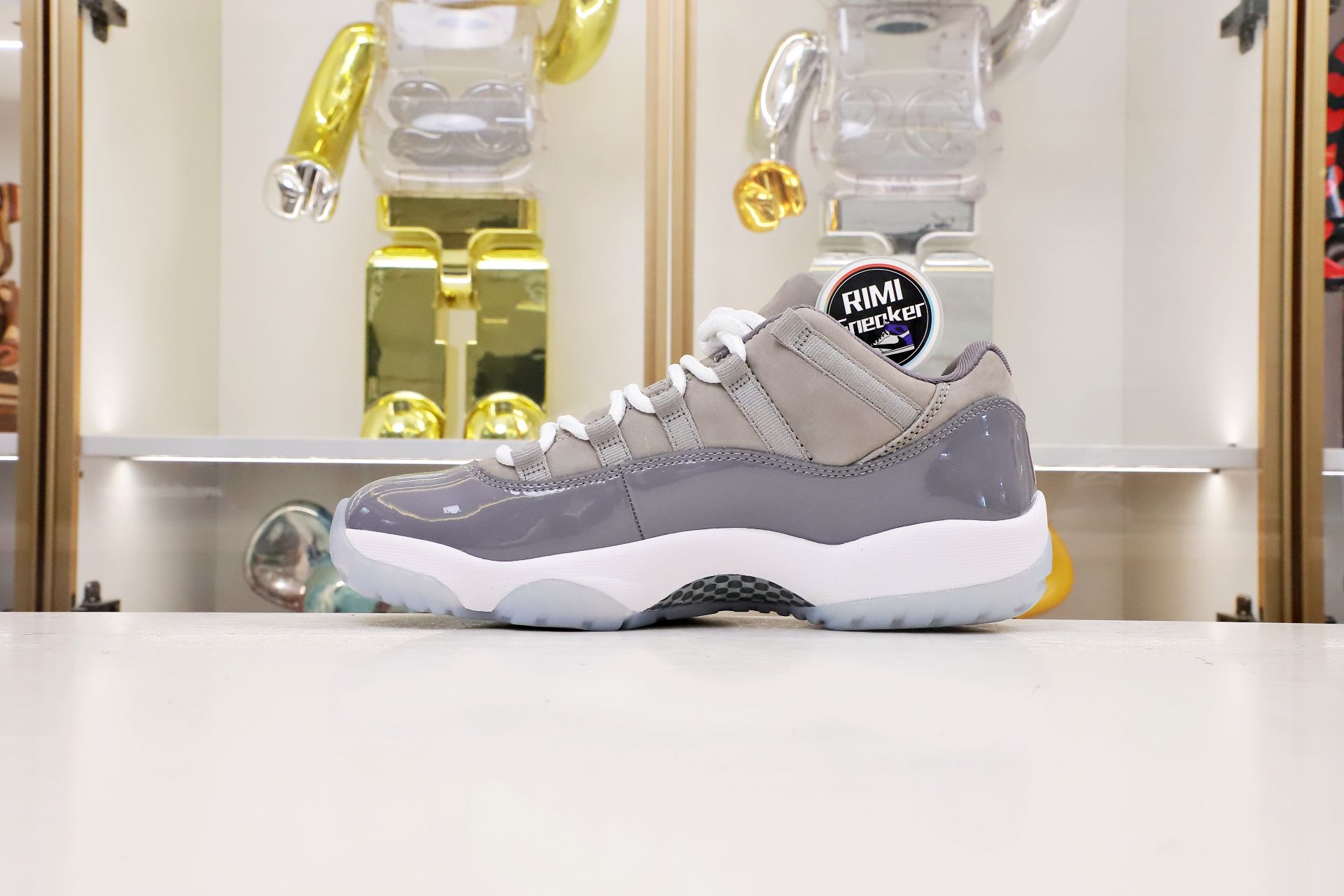 AIR JORDAN 11 RETRO LOW COOL GREY