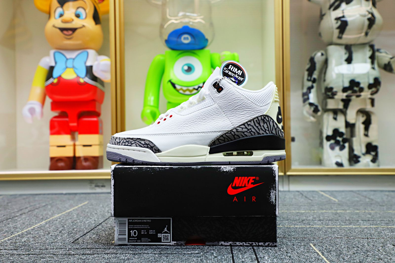 AIR JORDAN 3 "WHITE CEMENT REIMAGINED"