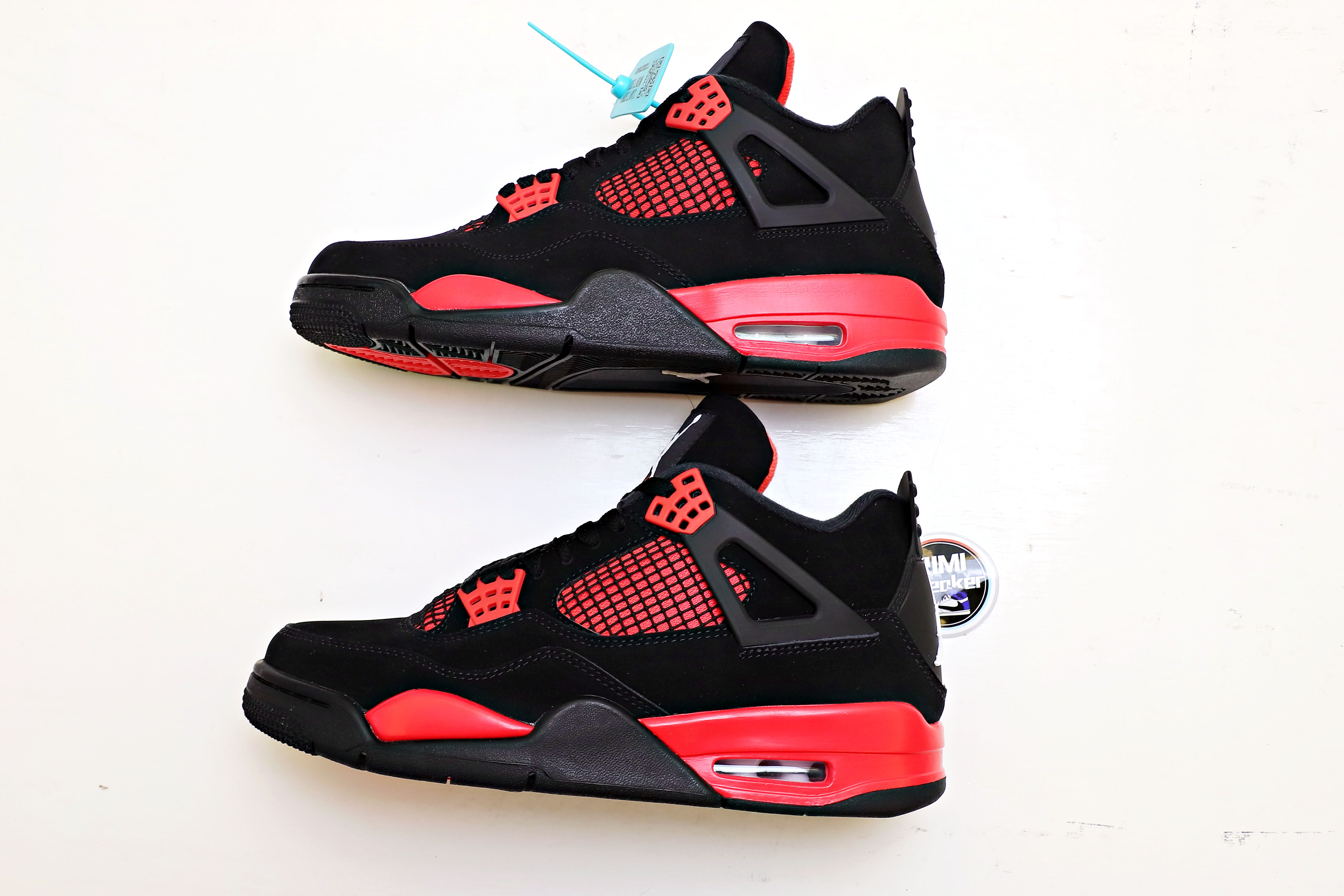 AIR JORDAN 4 RETRO 