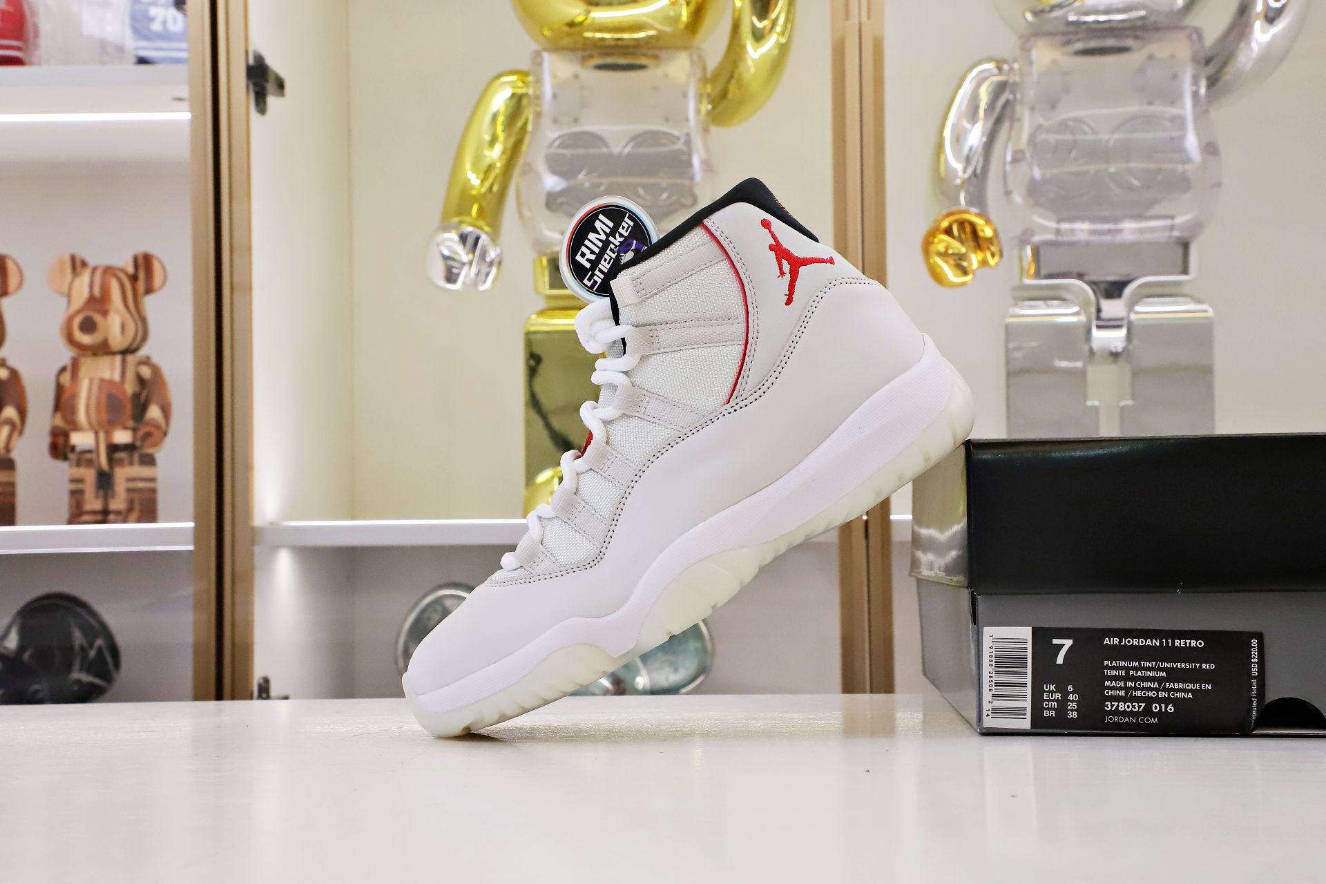 AIR JORDAN 11 XI RETRO PLATINUM TINT