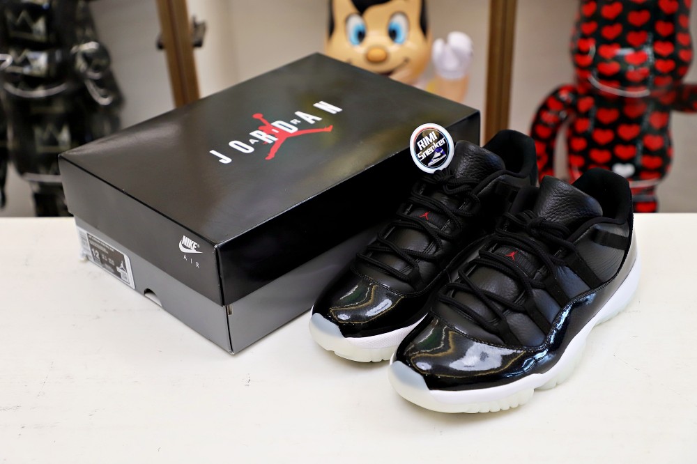 AIR JORDAN 11 RETRO LOW 72-10