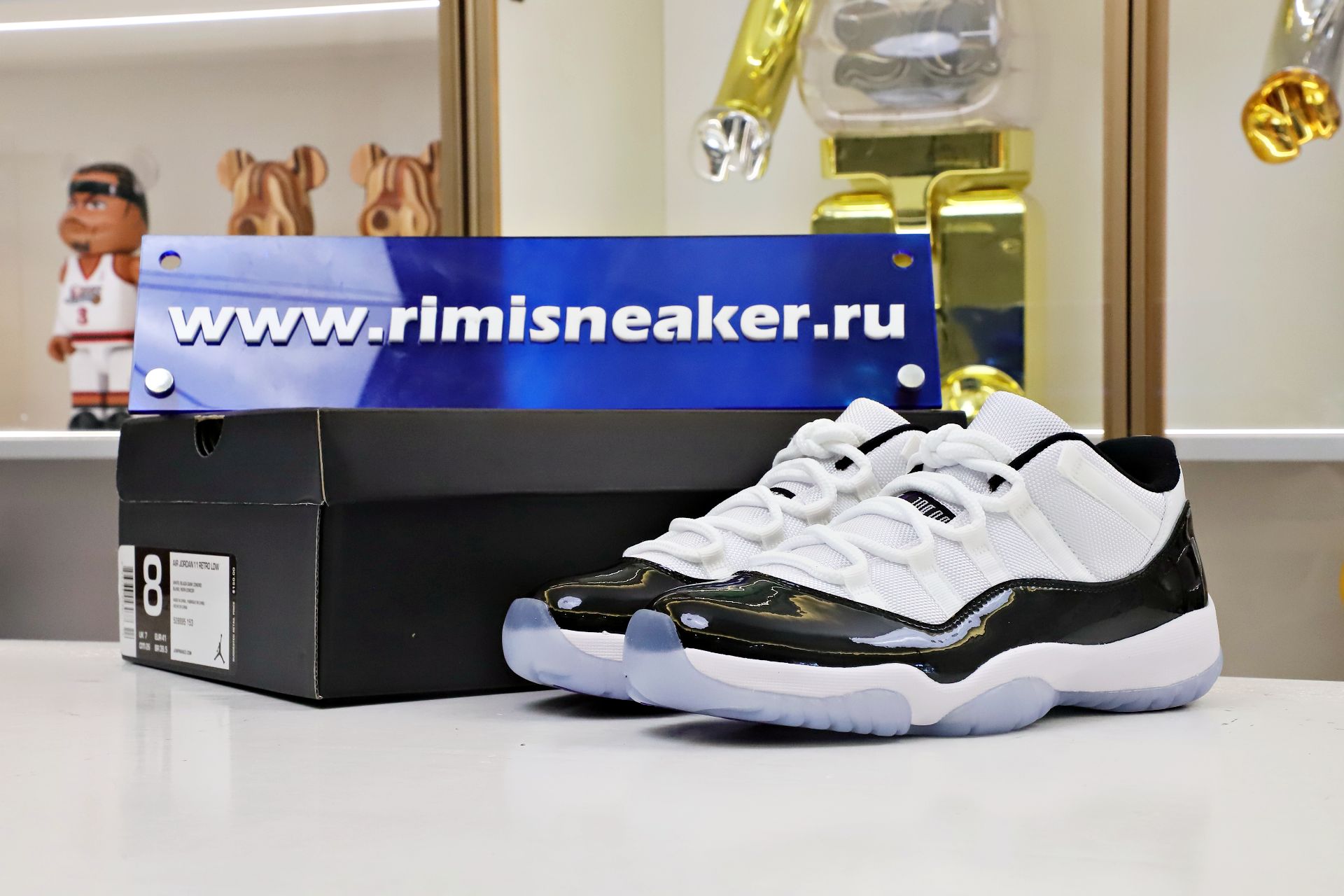 AIR JORDAN 11 RETRO LOW CONCORD