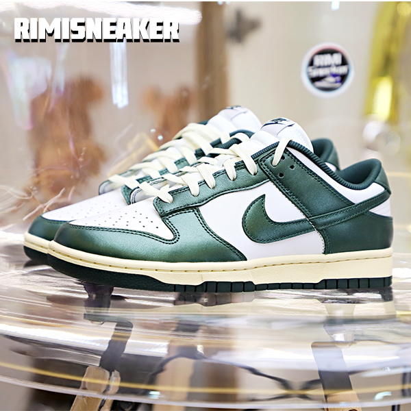 NIKE WMNS DUNK LOW ''VINTAGE GREEN''