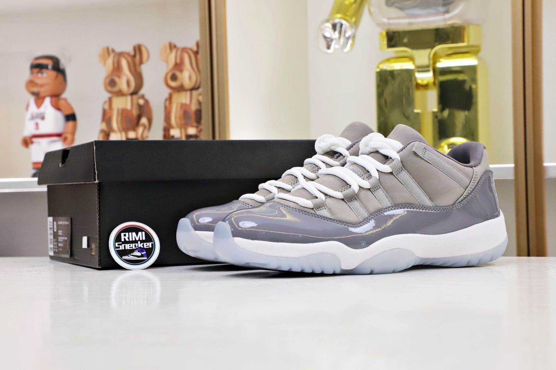 AIR JORDAN 11 RETRO LOW COOL GREY