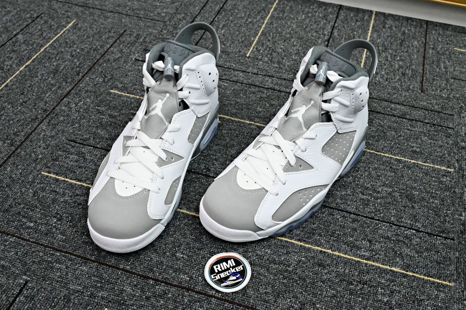 AIR JORDAN 6 COOL GREY