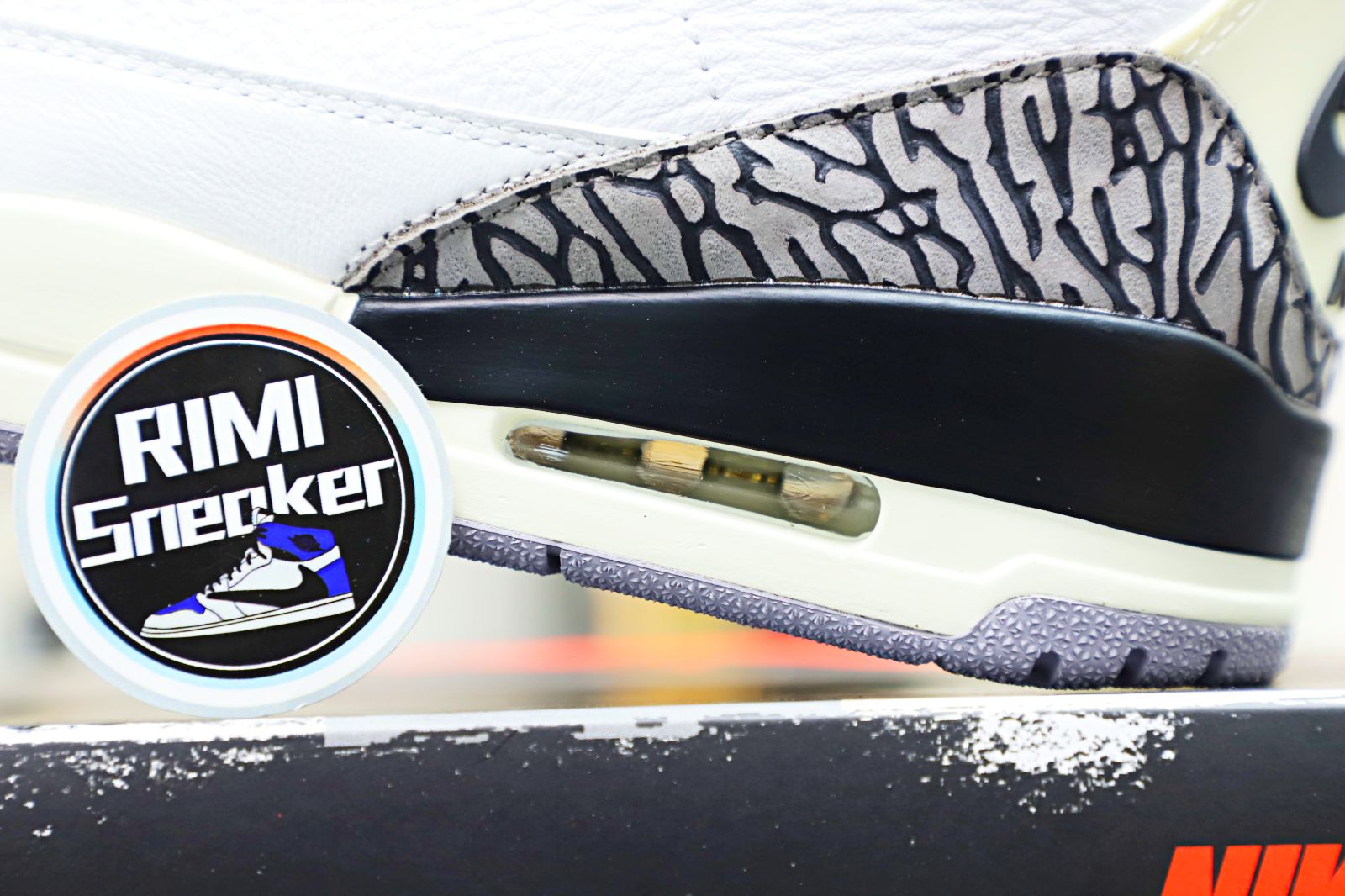 AIR JORDAN 3 "WHITE CEMENT REIMAGINED"