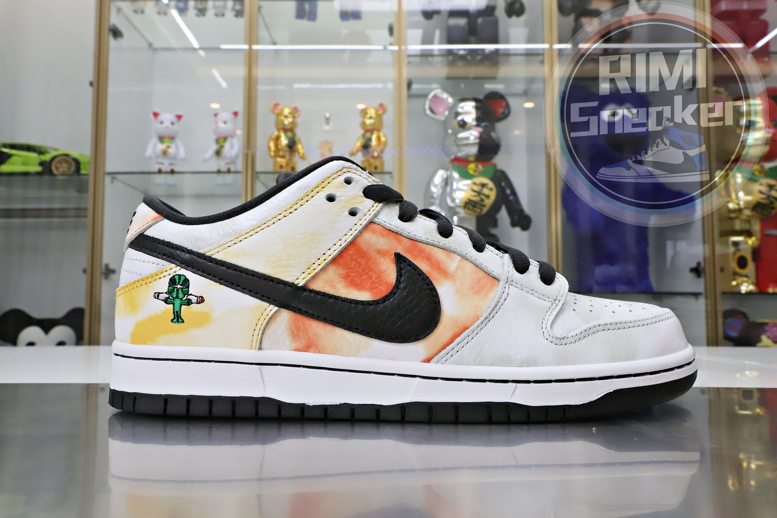 DUNK LOW PRO ROSWELL RAYGUN